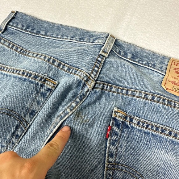 Levis 505 Regular Fit Jeans Size 34x30 Straight Leg Fit - Picture 4 of 8